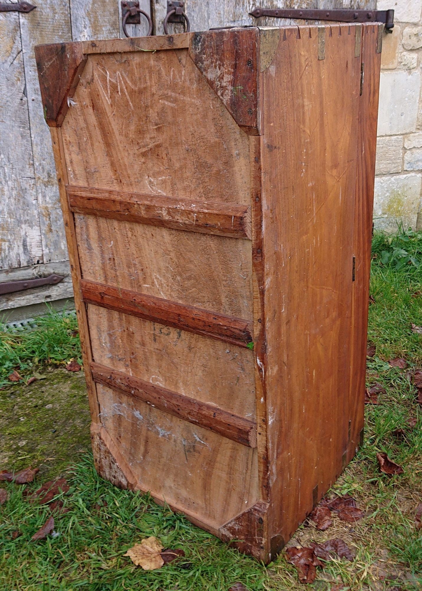 Great Quality Early 20th Century Travelling Coffer Chest