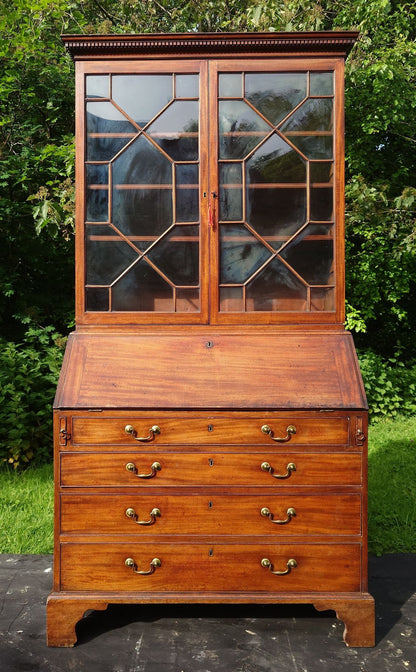 Great Proportion Tall And Slim 18th Century Bureau Bookcase