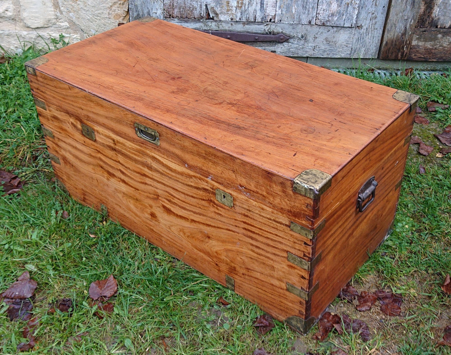 Great Quality Early 20th Century Travelling Coffer Chest