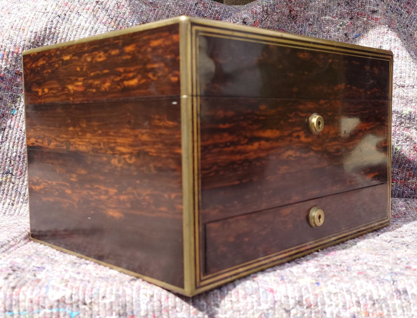 Nineteenth Century Coromandel Vanity Case Dressing Box made by H Mitchell of 168 Oxford Street London