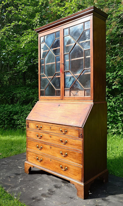 Great Proportion Tall And Slim 18th Century Bureau Bookcase